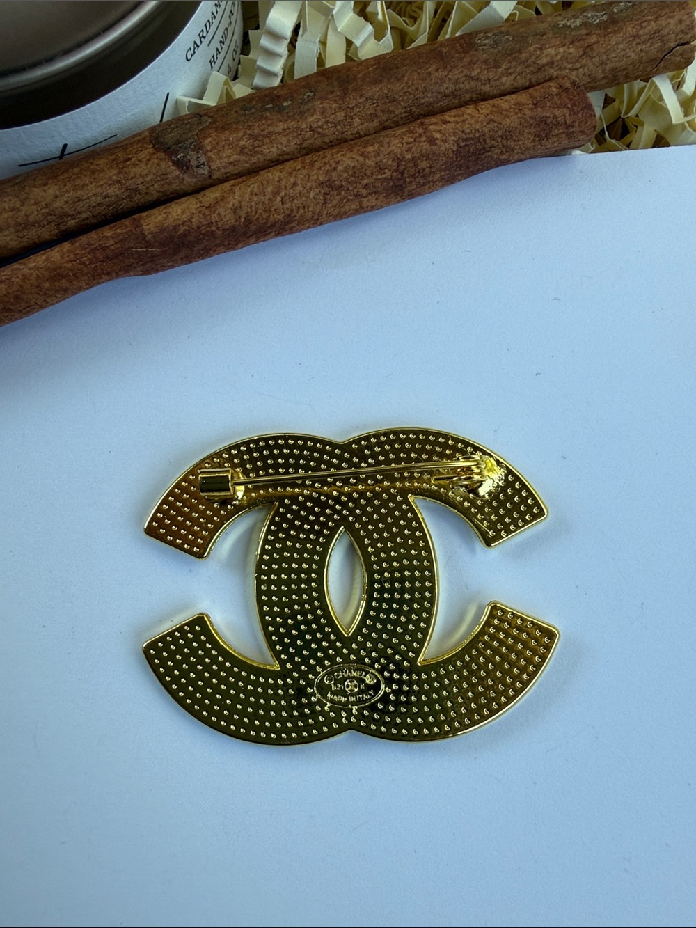 Black & White Interlocking Logo Brooch Women's Accessory - Picture 6 of 6